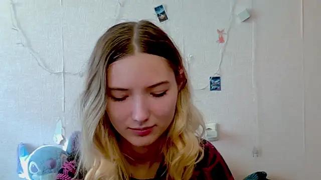  kikiclark   online show from 4, 10, 2025