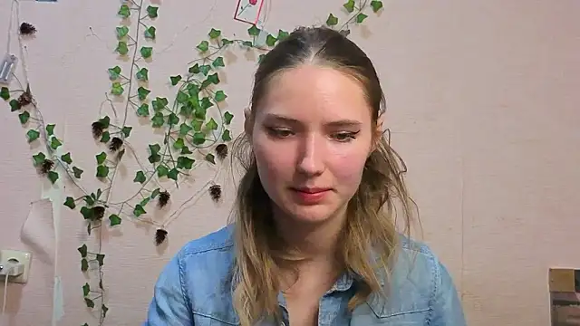  kikiclark   online show from 6, 3, 2026