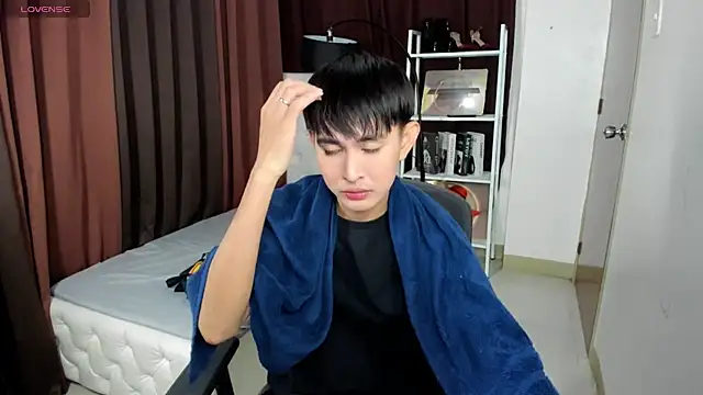 xxxhugecocktwinkxxx online show from 6, 10, 2025