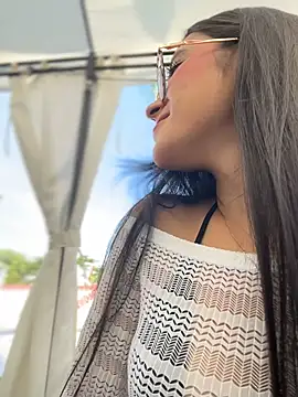 Snapshot of Juanita-Diaz chatting on 15, 11, 2025 Juanita-Diaz online show from 15, 11, 2025