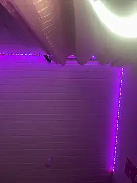 luluzinhax online show from 19, 4, 2026