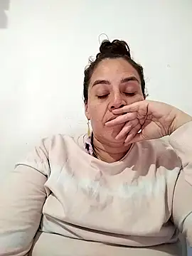 denissebombon online show from 30, 3, 2026