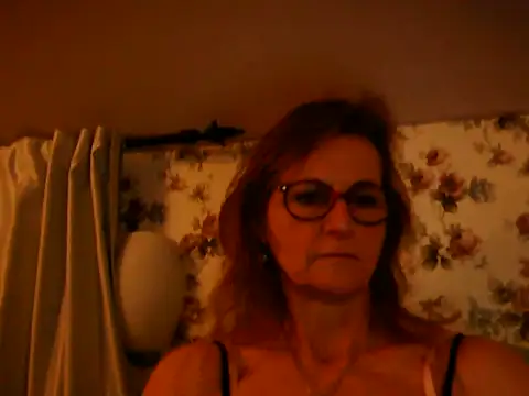 Snapshot of Valinella chatting on 7, 2, 2026 Valinella online show from 7, 2, 2026