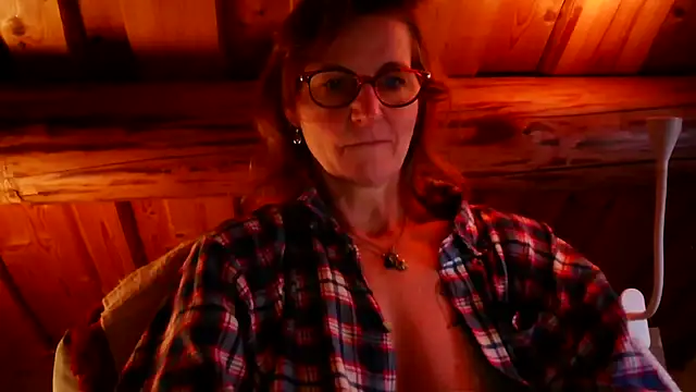 Snapshot of Valinella chatting on 2, 3, 2026 Valinella online show from 2, 3, 2026