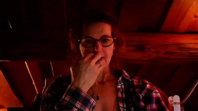 Snapshot of Valinella chatting on 3, 3, 2026 Valinella online show from 3, 3, 2026