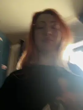 DaddysLittleSlutfox online show from 14, 4, 2026