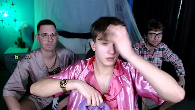 travis wolf  online show from 22, 11, 2025