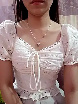 CherryBeii online show from 17, 11, 2025