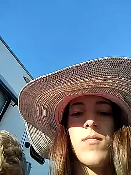 KittyXgoodass online show from 14, 9, 2025