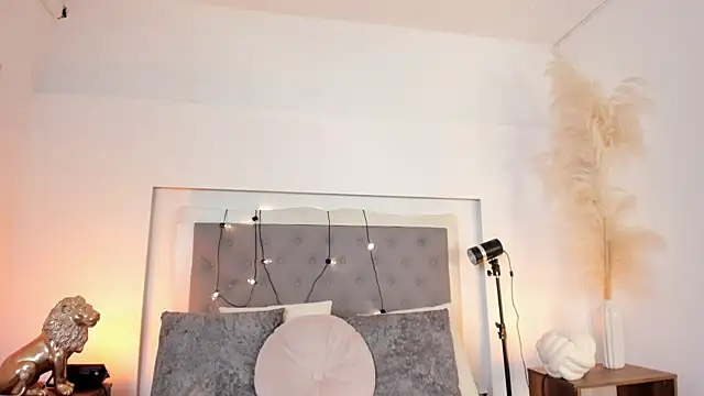 Snapshot of lea_walkerr chatting on 27, 2, 2026 lea walkerr online show from 27, 2, 2026