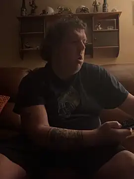 Stephanie1984 online show from 10, 4, 2026