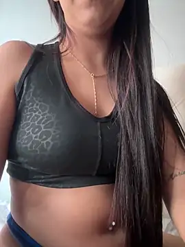 Snapshot of lulizoee chatting on 17, 3, 2026 lulizoee online show from 17, 3, 2026
