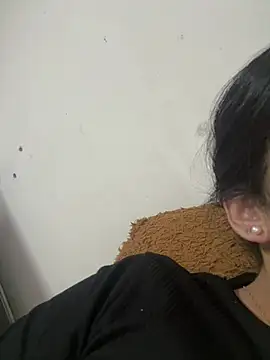 Snapshot of lulizoee chatting on 24, 6, 2026 lulizoee online show from 24, 6, 2026