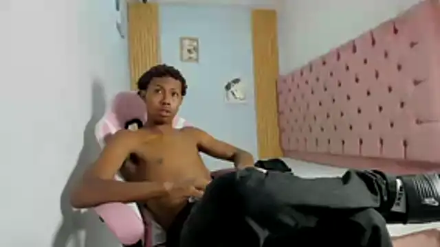 Jax Maliq online show from 25, 10, 2025