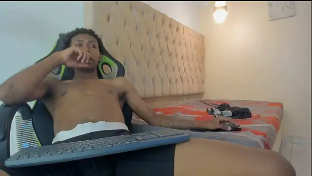 Jax Maliq online show from 5, 1, 2026