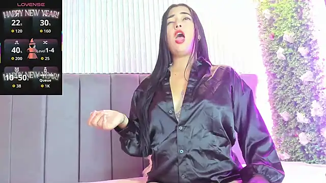 Skarlett hot  online show from 23, 10, 2025