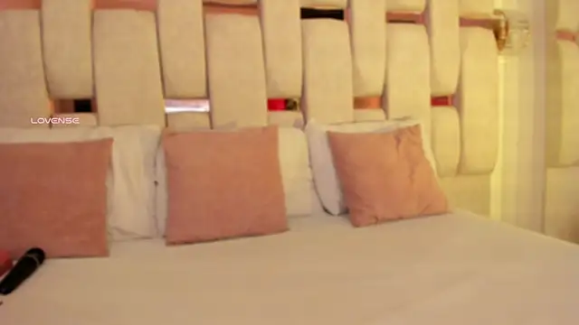 charlotte line online show from 15, 10, 2025