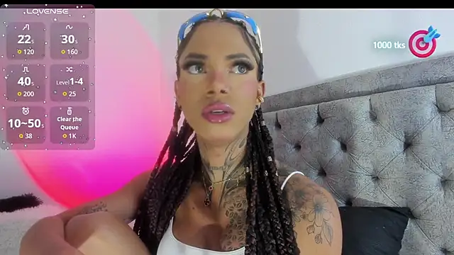 Snapshot of michell_danna chatting on 25, 9, 2025 michell danna online show from 25, 9, 2025