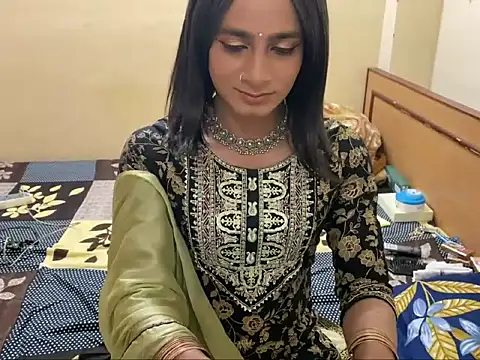 LuvLayla online show from 11, 2, 2026