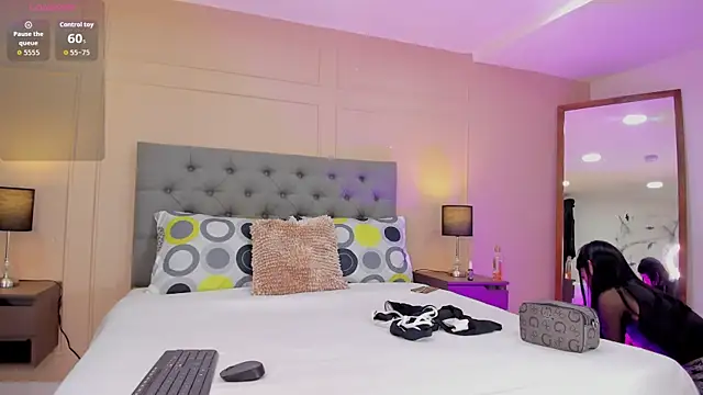 ALICESANDOVAL online show from 3, 12, 2025