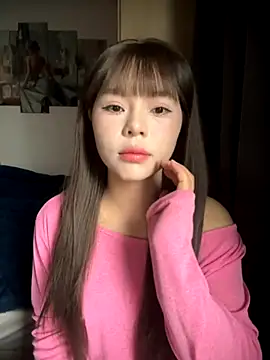 SarahBeii online show from 11, 11, 2025