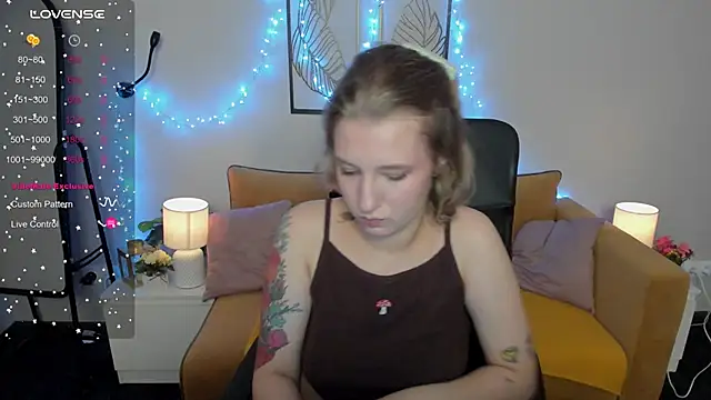 Hailey Foxy online show from 22, 9, 2025