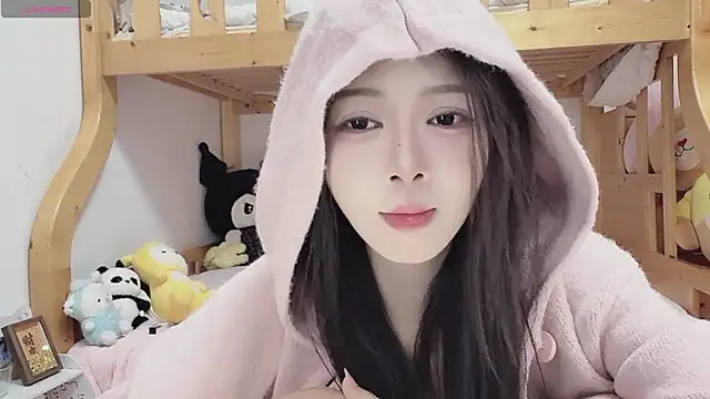 Sue101010 online show from 22, 10, 2025