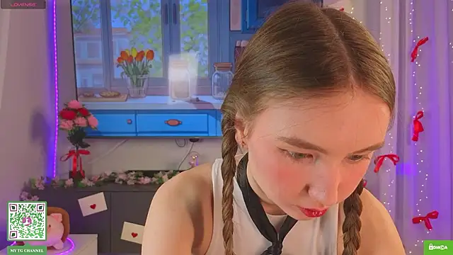 ElfredaTupy online show from 15, 3, 2026