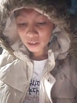 Snapshot of simi-lucy chatting on 22, 11, 2025 simi-lucy online show from 22, 11, 2025