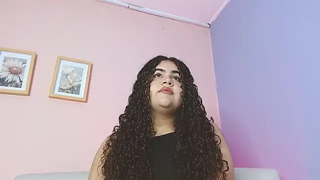 lourdes moon22 online show from 24, 9, 2025