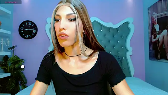 Honey Moontsts online show from 28, 3, 2026