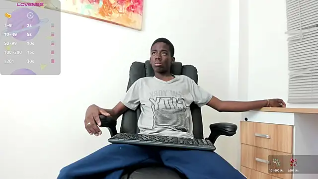 Snapshot of Alan_blacke chatting on 25, 9, 2025 Alan blacke online show from 25, 9, 2025