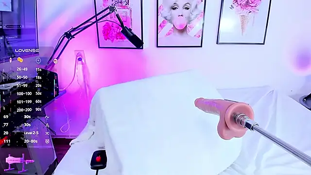 little ivonne online show from 11, 11, 2025