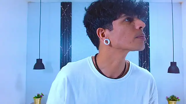 Franvill Trato online show from 8, 11, 2025