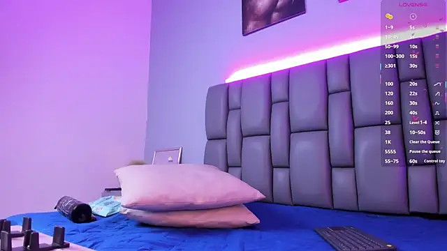 Niicolle Evanss online show from 30, 9, 2025