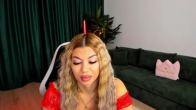 Snapshot of xPuka chatting on 3, 2, 2026 xPuka online show from 3, 2, 2026