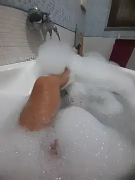 Snapshot of gigilola84 chatting on 11, 10, 2025 gigilola84 online show from 11, 10, 2025