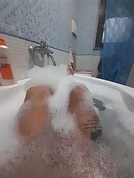 Snapshot of gigilola84 chatting on 21, 10, 2025 gigilola84 online show from 21, 10, 2025