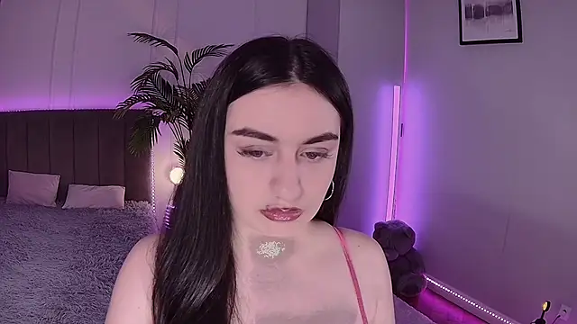 Snapshot of Lola_Sparks chatting on 2, 10, 2025 Lola Sparks online show from 2, 10, 2025