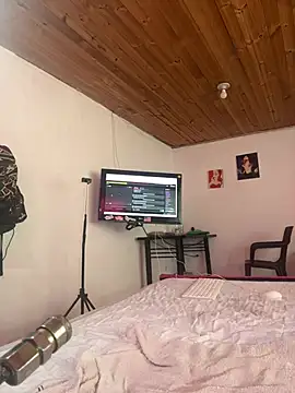 Kitty Melodi online show from 28, 7, 2026