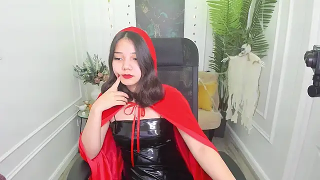 ElliVensda online show from 17, 10, 2025