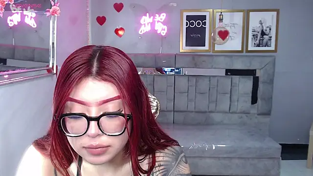 Red Bunny v online show from 8, 3, 2026