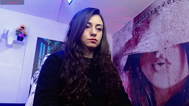 Eva Roussell online show from 28, 10, 2025