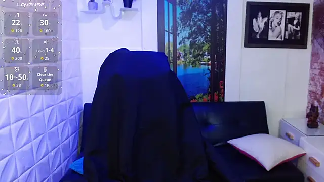 Eva Roussell online show from 13, 11, 2025