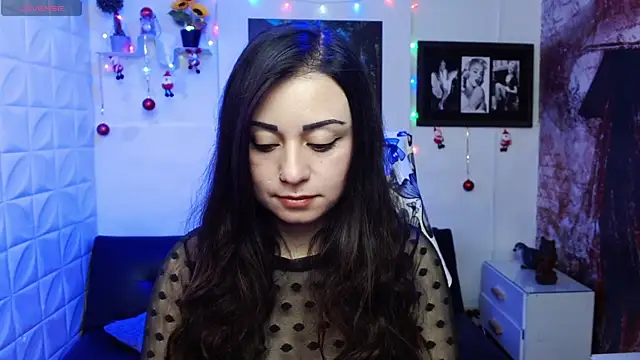 Eva Roussell online show from 19, 12, 2025