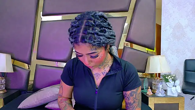 EmilieLake online show from 13, 2, 2026