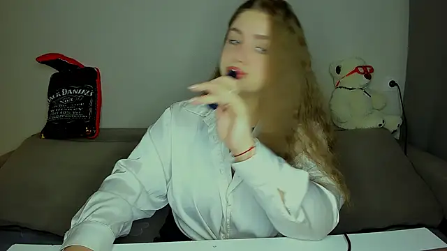 Snapshot of yourgem__ chatting on 25, 9, 2025 yourgem online show from 25, 9, 2025