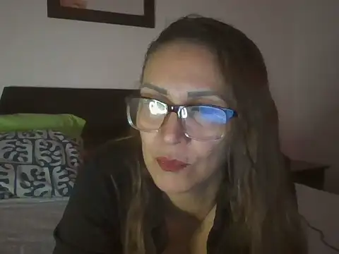 MiaVega online show from 28, 9, 2025