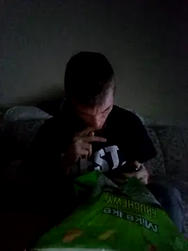 jizzyglizzy92 online show from 27, 2, 2026