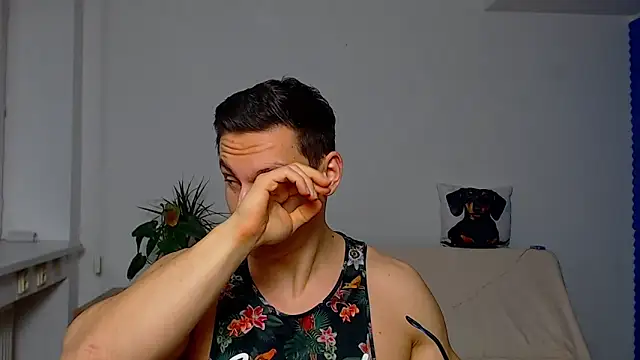 ZeinMiracles online show from 13, 12, 2025